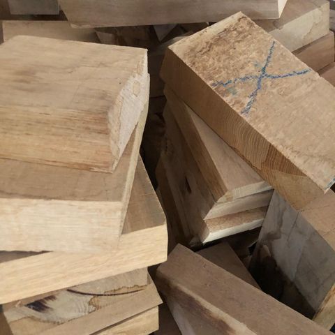 Unikat Schneidebretter aus Tischlereiabschnitten